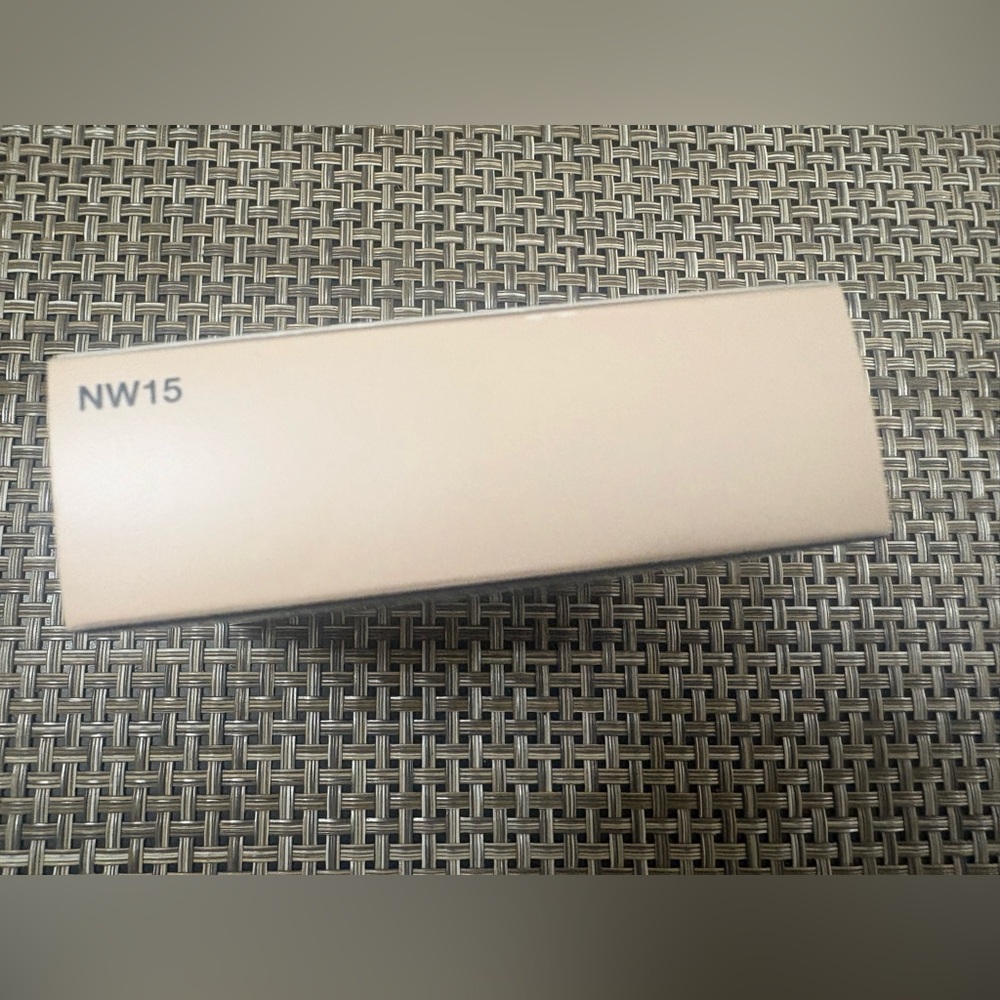 MAC Cosmetics Studio Fix Powder Plus Foundation NW15 - Picture 2 of 3